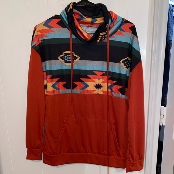 Aztec pullover x2 - Picture 1 of 4